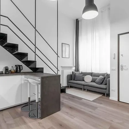 Duomo-navigli Samara 3 Binda 36 Milán